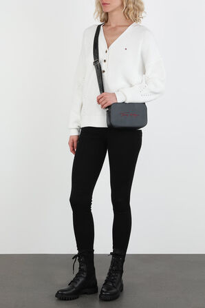 סריג צווארון V בצבע לבן TOMMY HILFIGER